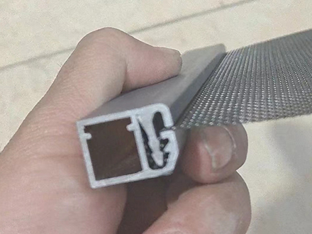 金鋼網紗窗